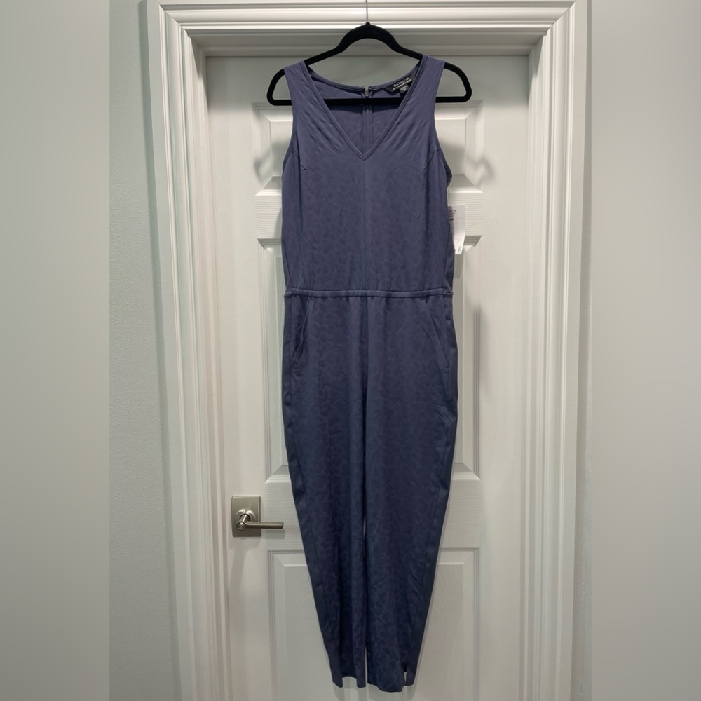 Athleta Brooklyn Textured Jumpsuit, size 10. NWT.